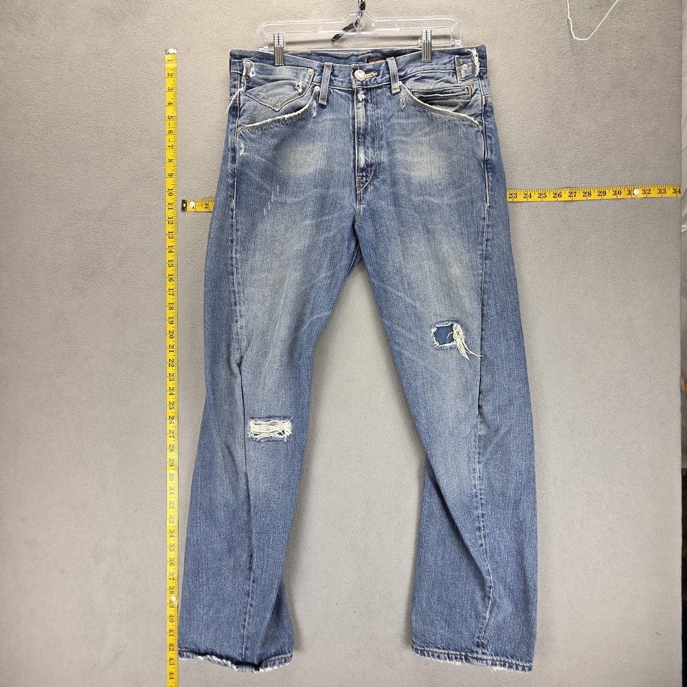 Vintage Levis Engineered Jeans Mens Blue Twisted Medium Wash Fits 32x30